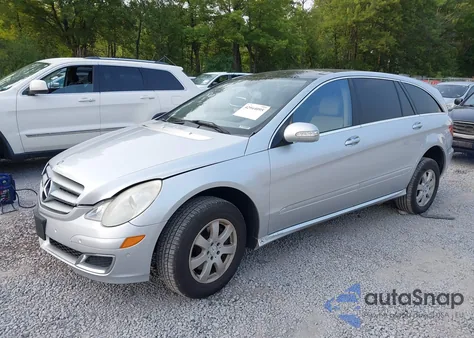 2007 Mercedes-Benz R 350 4Matic из США, поврежденный, VIN 4JGCB65E57A052688